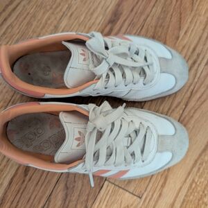 Adidas Sambas